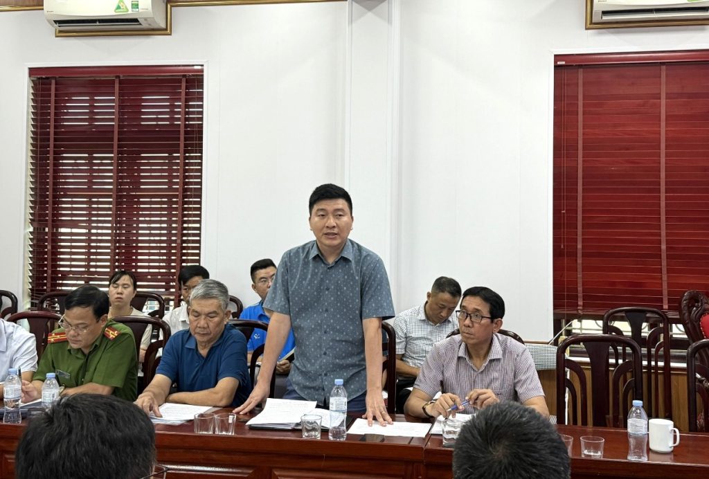 Mr. Vu Quang Hung – Deputy General Director of Gilimex Bac Ninh Industrial Park Co., Ltd. presenting the Thuan Thanh III – Zone C project