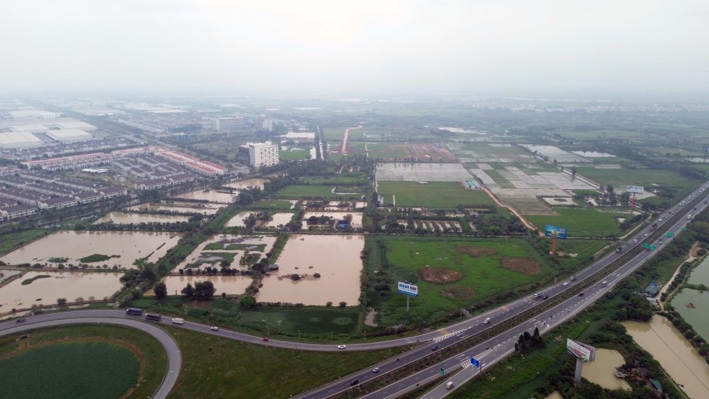 Từ nút giao Ninh Hiệp, dự án đang được triển khai hướng về phía sông Đuống.