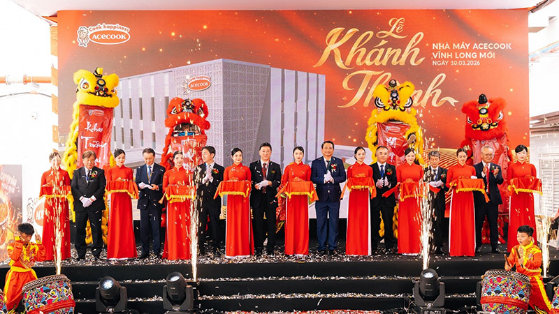The ribbon-cutting ceremony marked the official commencement of operations for the new Acecook Vinh Long factory.