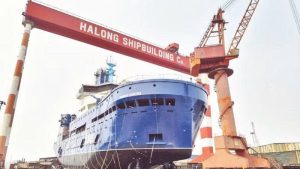 Tàu dịch vụ điện gió CSOV hiện đại phục vụ thi công, vận hành và bảo dưỡng các trang trại điện gió ngoài khơi, được đóng mới tại Công ty Đóng tàu Hạ Long.