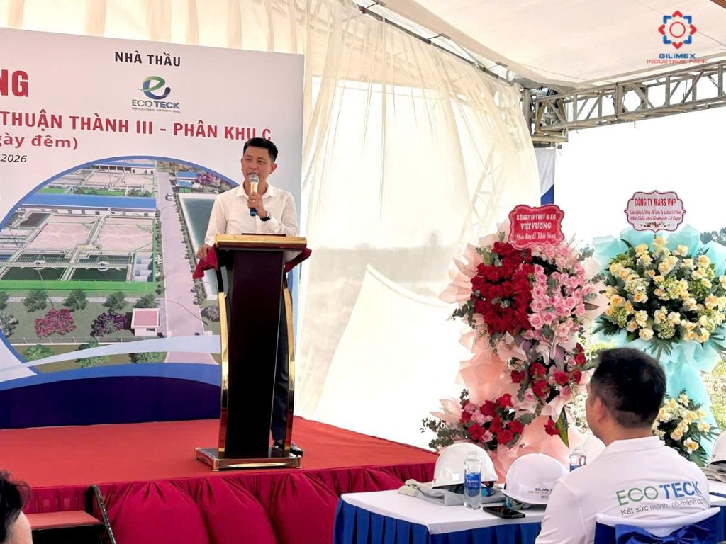 Đại diện Công ty TNHH Khu công nghiệp Gilimex Bắc Ninh phát biểu tại Lễ khởi công