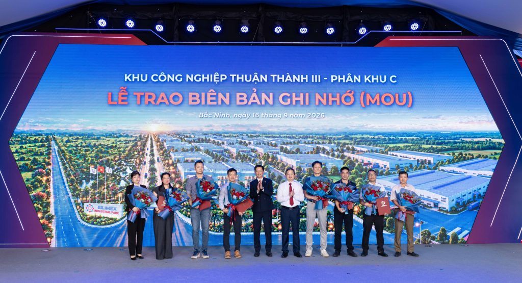Lễ trao biên bản ghi nhớ (MOU) tại Lễ khởi công Khu công nghiệp Thuận Thành III - Phân khu C