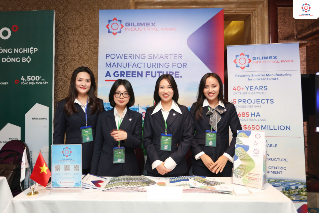 Đội ngũ Gilimex Industrial Park tại gian hàng
