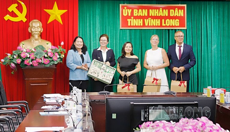Read more about the article Tăng cường hợp tác đào tạo, phát triển nguồn nhân lực với đối tác Đức